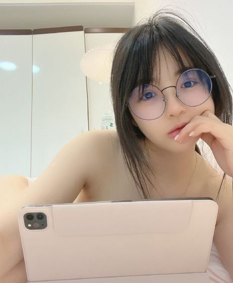 束爱